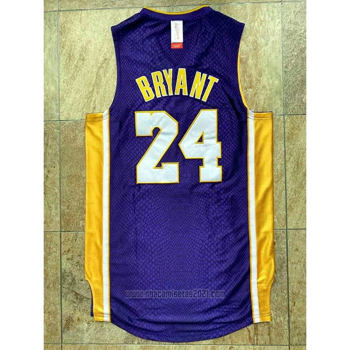 Camiseta Los Angeles Lakers Kobe Bryant #24 Segunda Mitchell & Ness Violeta